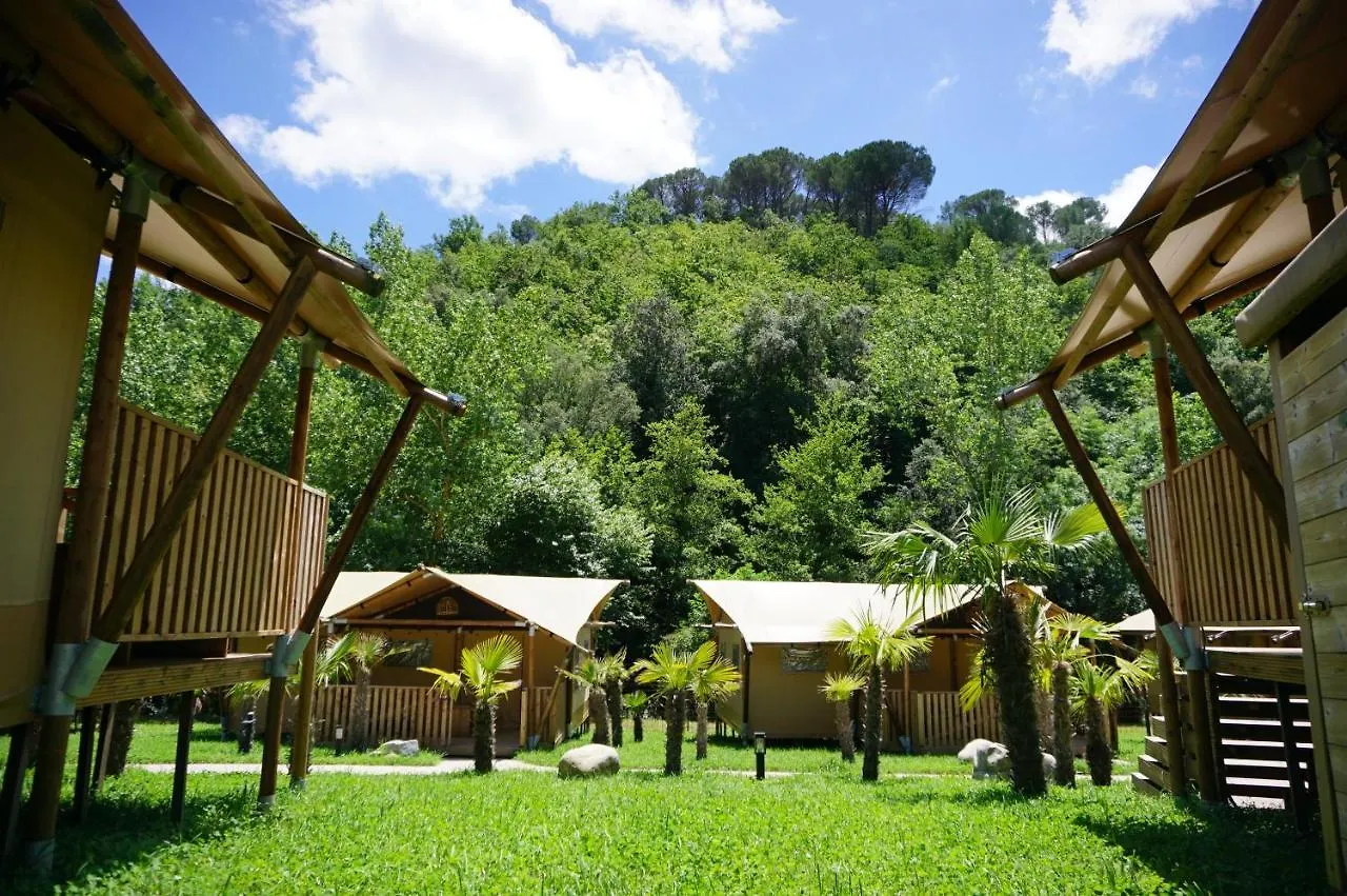 Can Bora Lodges Las Serras