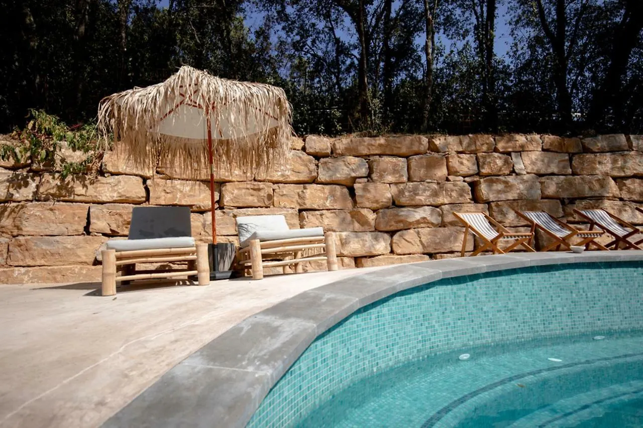 Can Bora Lodges Las Serras