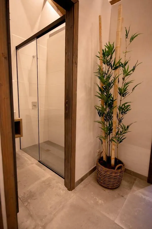 Can Bora Lodges Las Serras