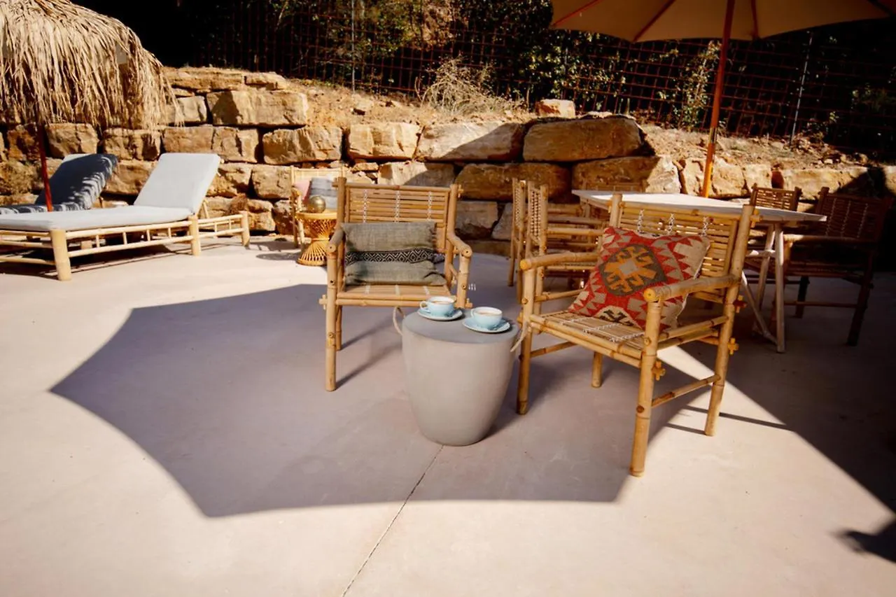 Can Bora Lodges Las Serras